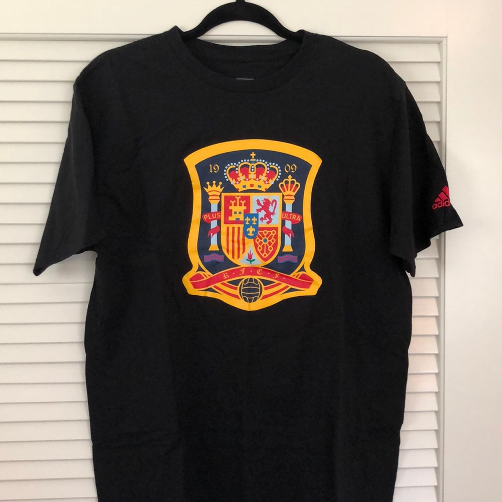 Spain National Soccer team crest tee shirt.